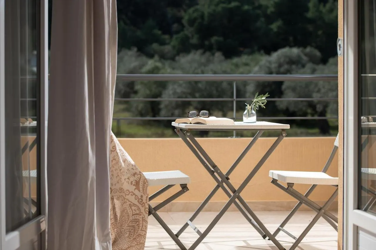 Les Oliviers - Studios & Apartments Vourvourou