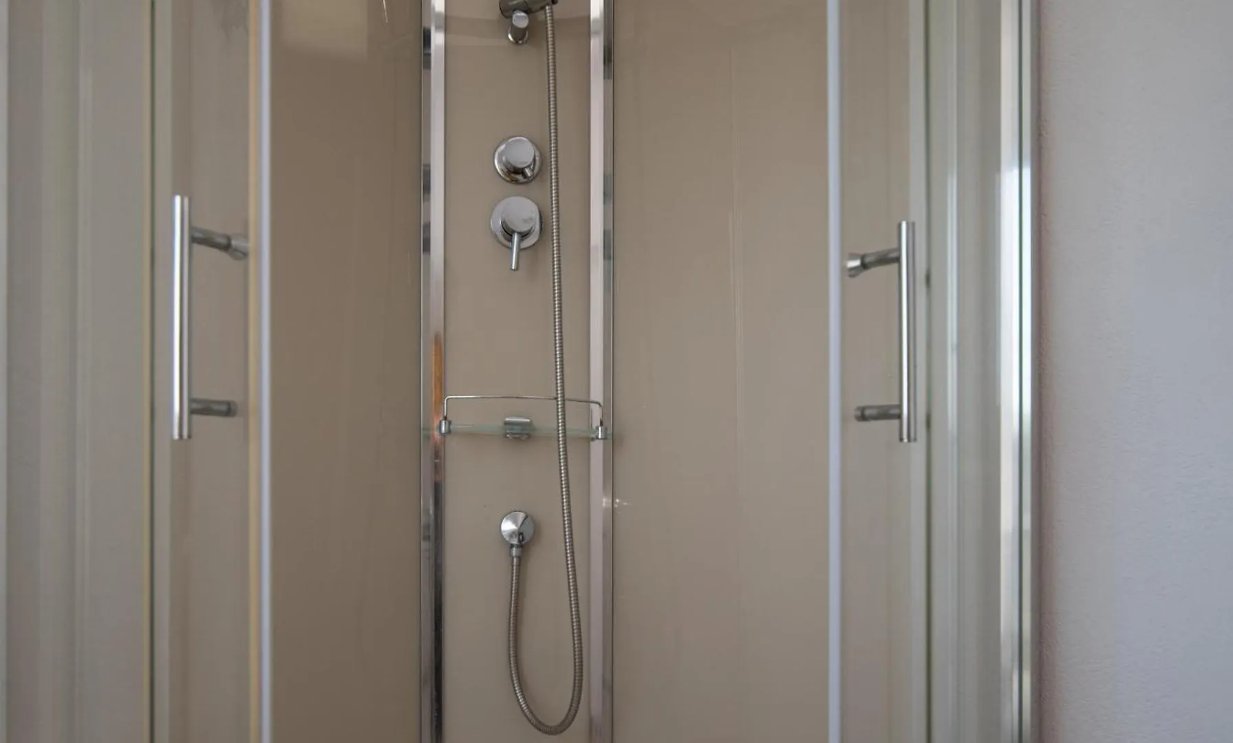 Les Oliviers - Studios & Apartments Βουρβουρού Ελλάδα